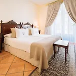 Palacio De Hemingway