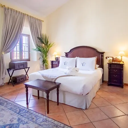Palacio De Hemingway فندق 4*