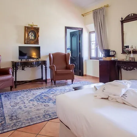 Palacio De Hemingway فندق 4*