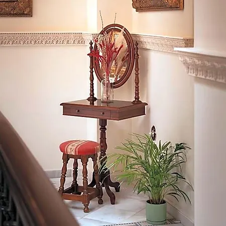 Hotel Palacio De Hemingway 4*