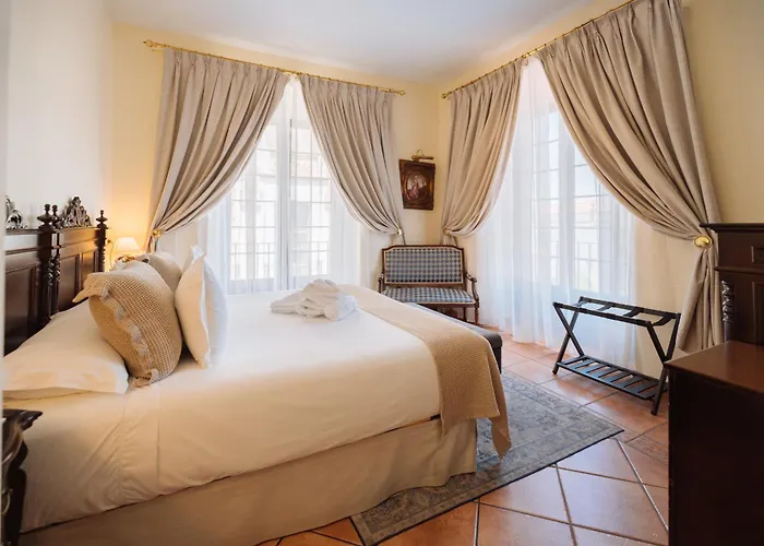 Hotel Palacio De Hemingway 4*