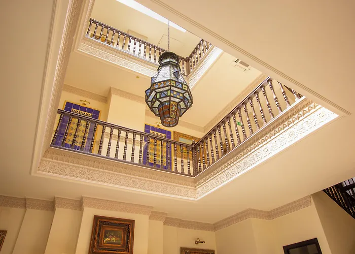 Palacio De Hemingway 4*